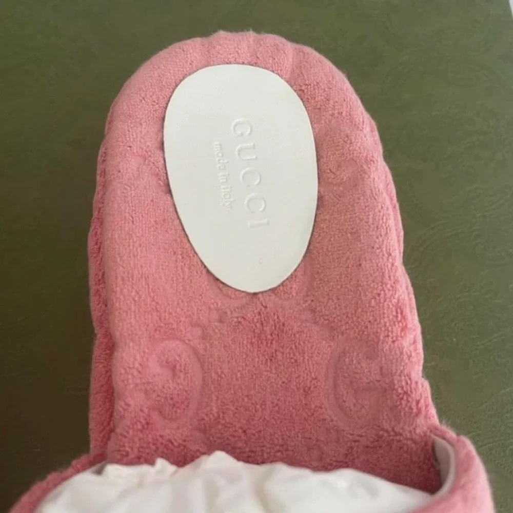 Gucci Wild Rose Terrycloth Platform Slides - Picture 4 of 5
